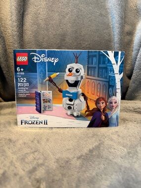 LEGO Disney Olaf Buildable Figure